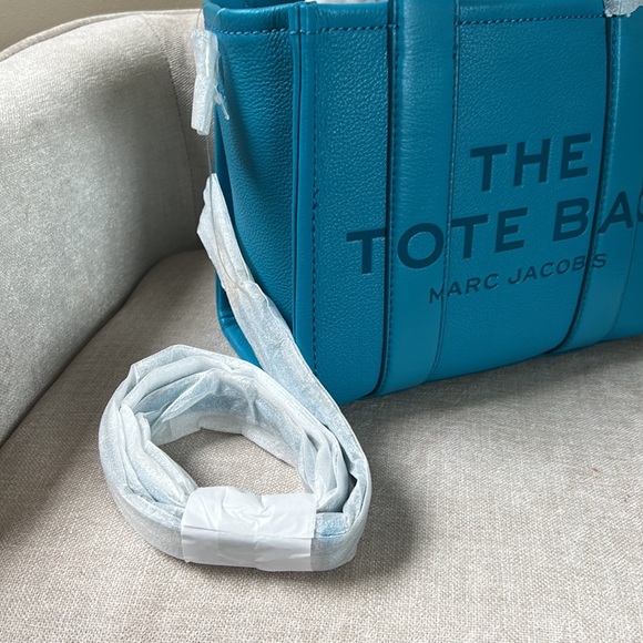 Marc Jacob Barrier Reef Mini Leather Tote Bag.  Brand new with tags - Picture 10 of 10